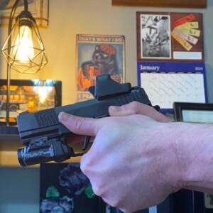 Grip Control. Folding thumb rest. Gas pedal